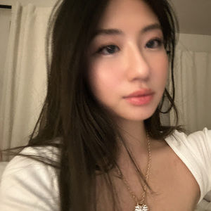 Meet your Posher, Nina